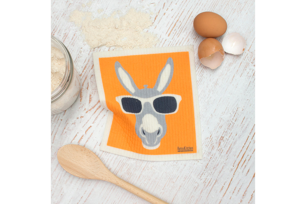 RetroKitchen compostable kitchen sponge_donkey_on bench