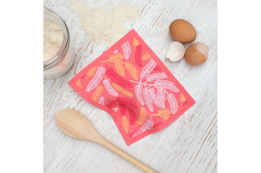 RetroKitchen compostable kitchen sponge_poinciana_on bench