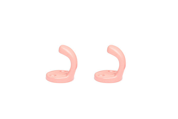 retrokitchen small enamel hooks in pale pink