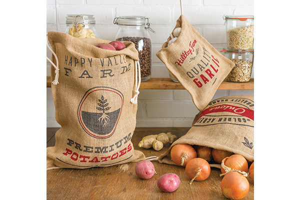 RetroKitchen hessian storage sacks for onions, potatoes and garlic
