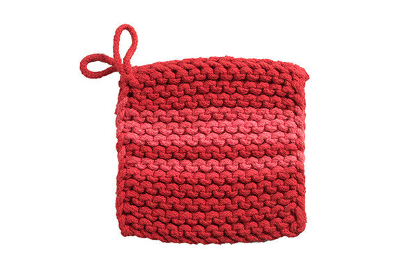 RetroKitchen knitted trivets in raspberry and red colours